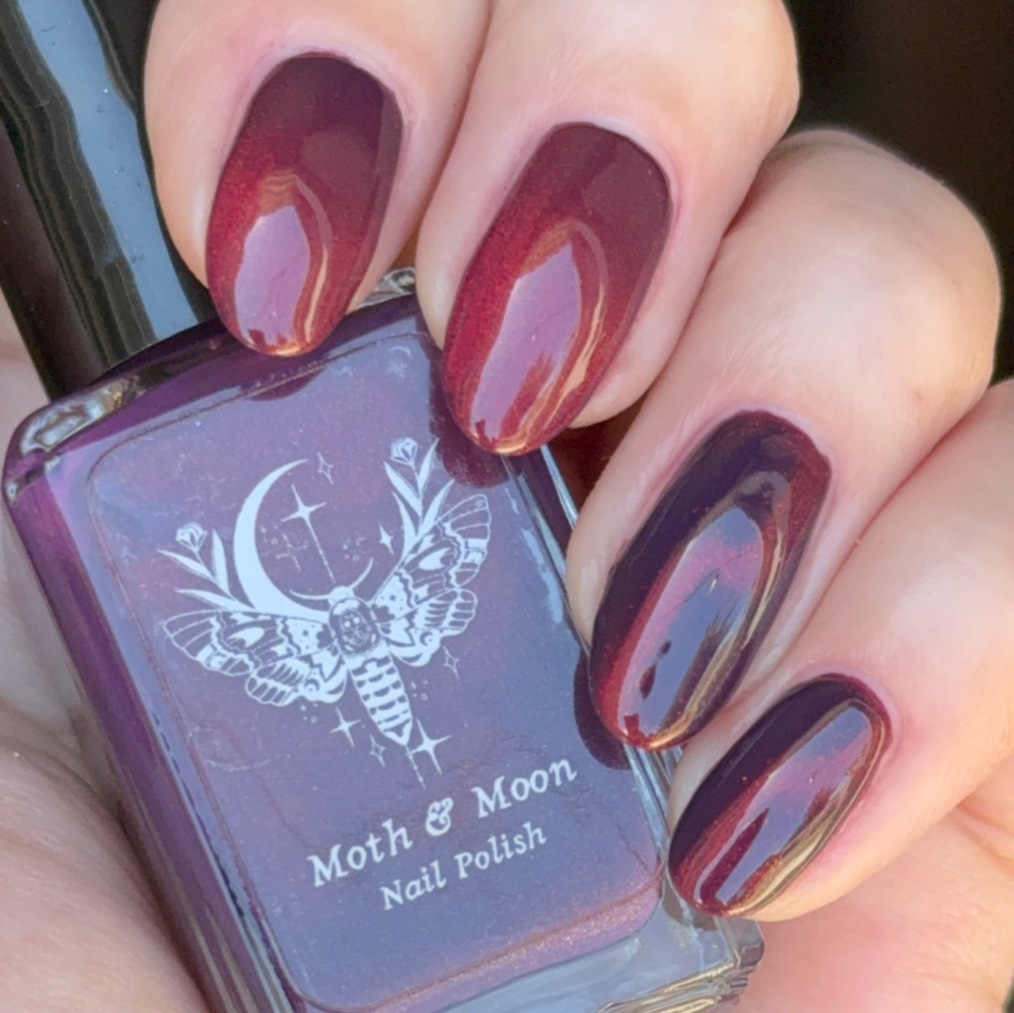 NEW! Who Is She (magnetic)