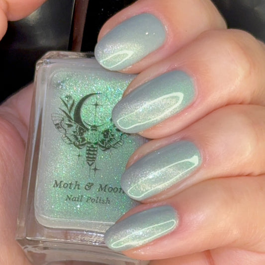 NEW!  Flying Saucer (magnetic)