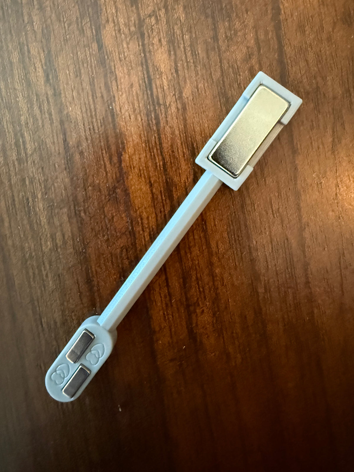 Nail magnet - two sided