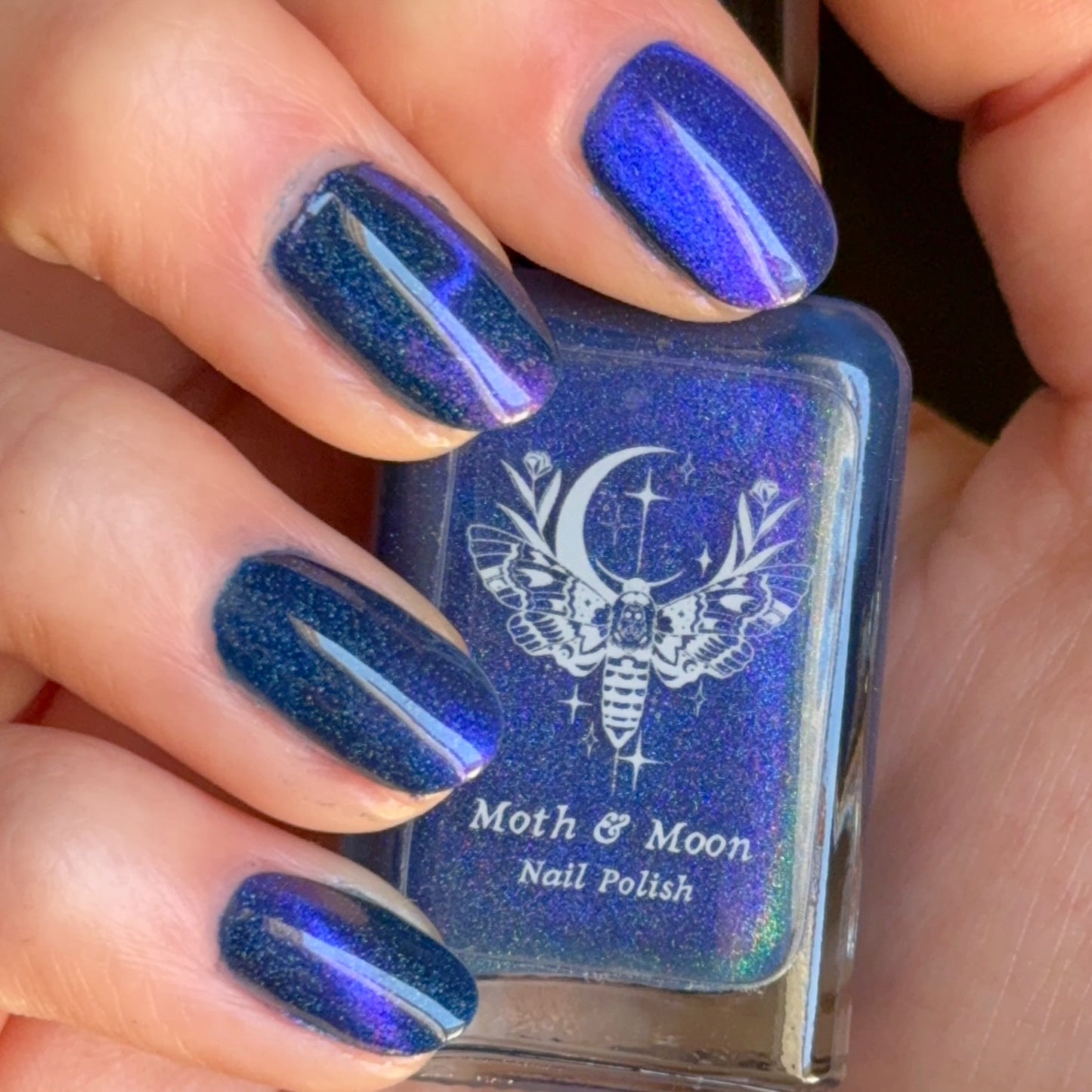 NEW!  Lonely Girl (magnetic)
